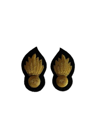Grenadier Guards Collar Badge