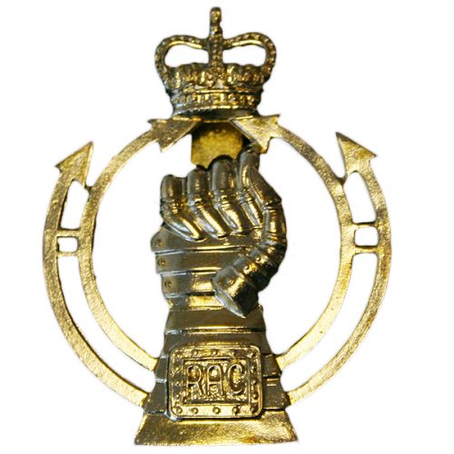 Royal Armoured Corps Cap Badge, E11R